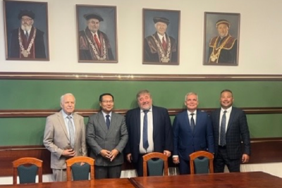 Fakultu PHF navštívil veľvyslanec Mongolska