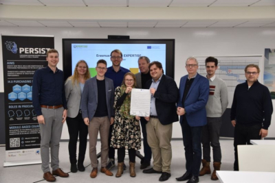 Experienced Purchasers Education Research Transfer for Industry 4.0 Skills Expertise